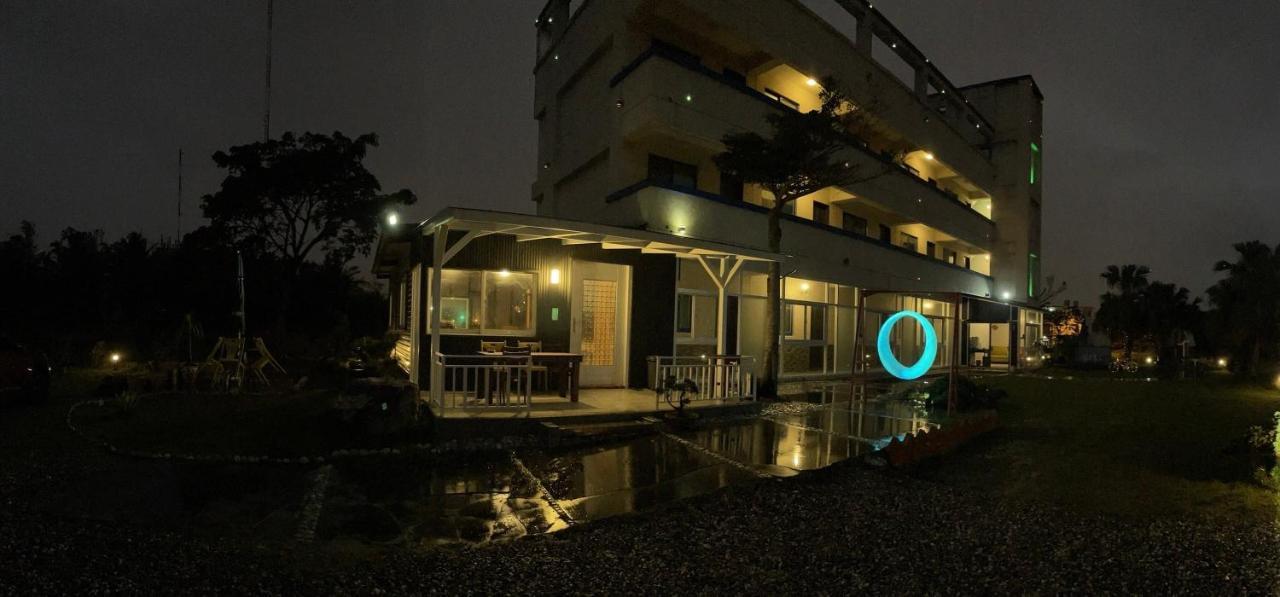 Haibian Mingren 50 Hualien City Exterior photo